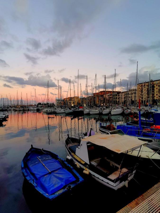Tavola Tonda Apartament Palermo Bagian luar foto