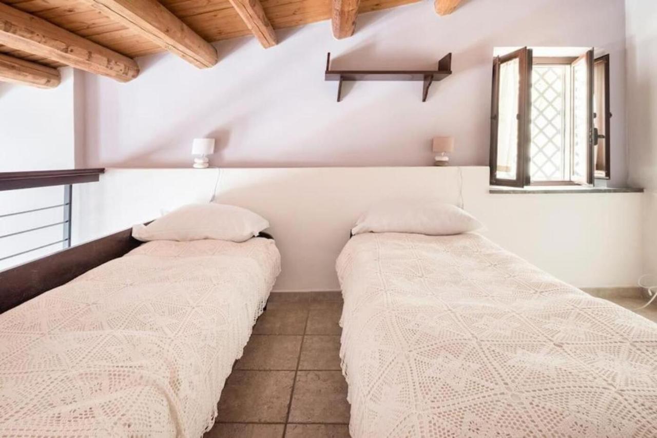 Tavola Tonda Apartament Palermo Bagian luar foto