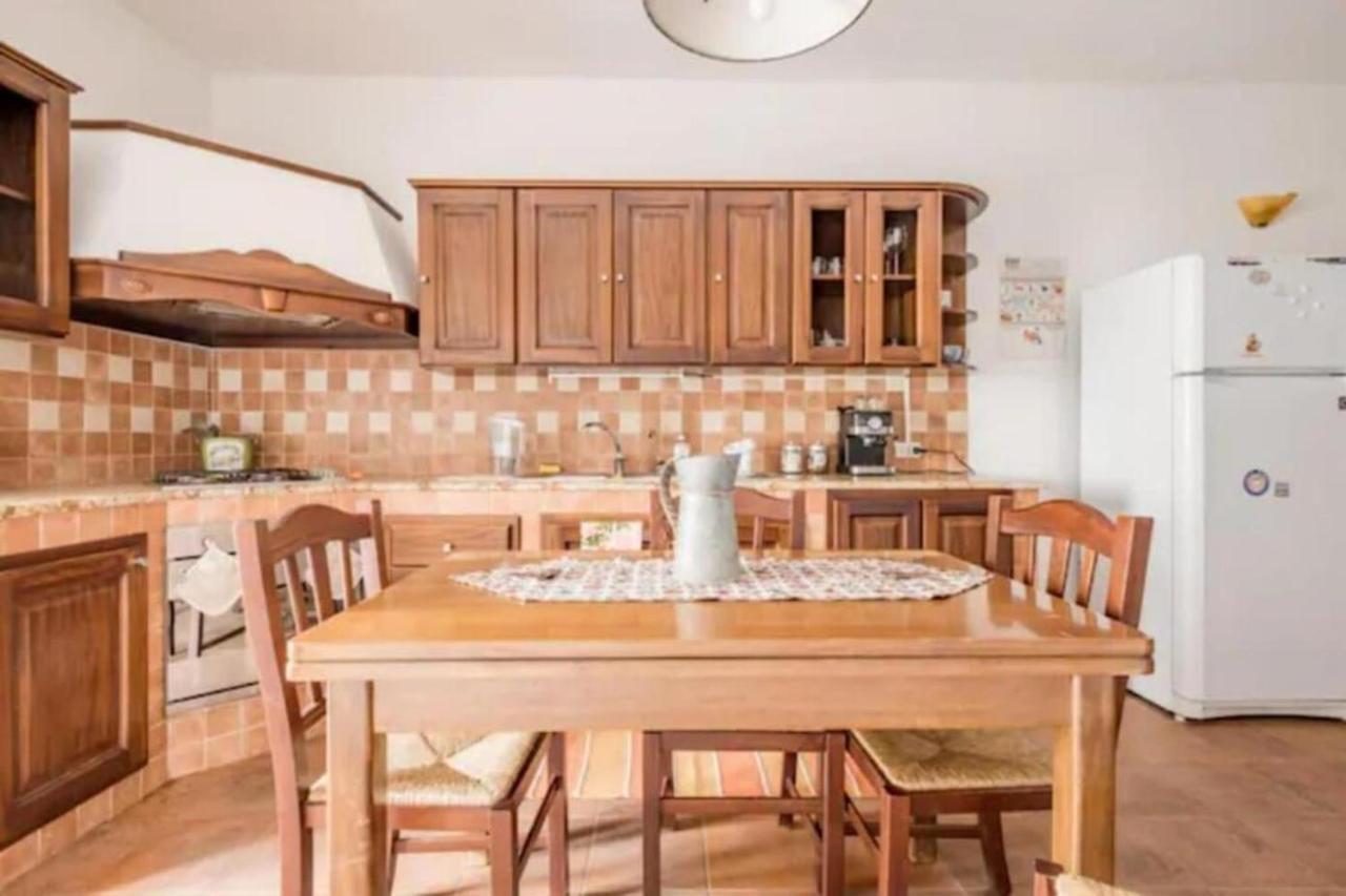 Tavola Tonda Apartament Palermo Bagian luar foto
