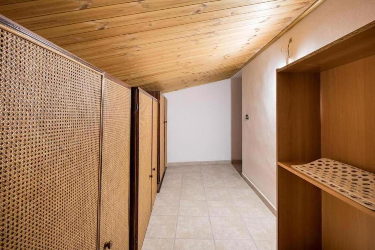 Tavola Tonda Apartament Palermo Bagian luar foto
