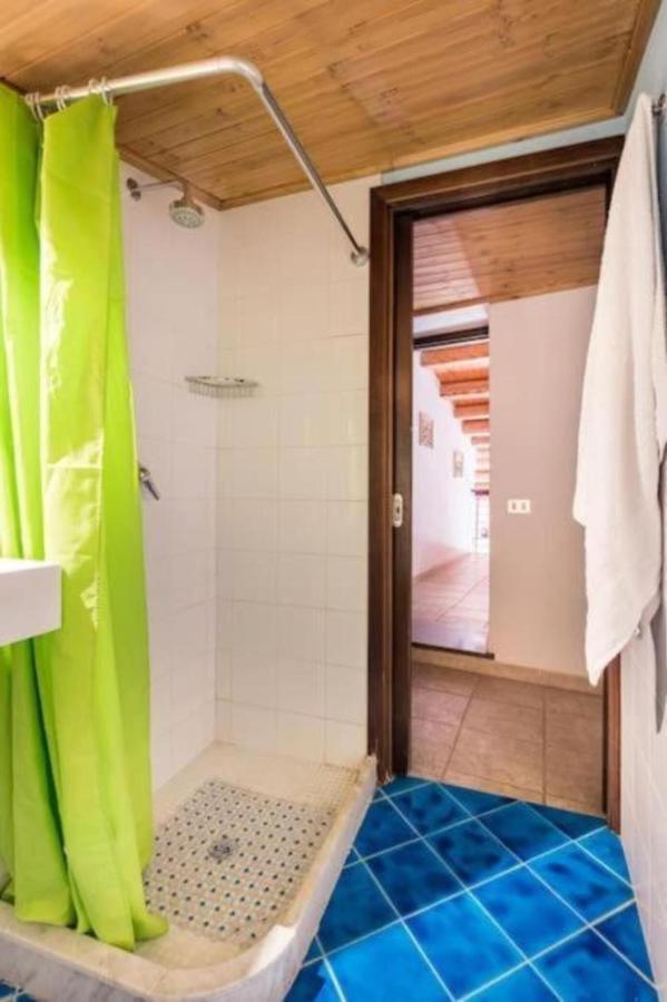Tavola Tonda Apartament Palermo Bagian luar foto